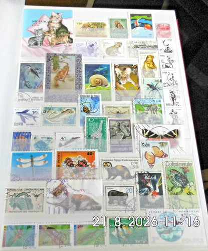 Seitiges briefmarkenalbum - 32,