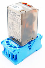SCHRACK MT321024 Relais + finder 90.112.3 Relaissockel 10A 400VAC -used-