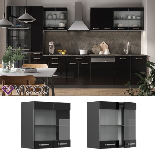 Glashängeschrank