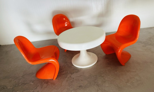 Space age 70er esszimmer - space,