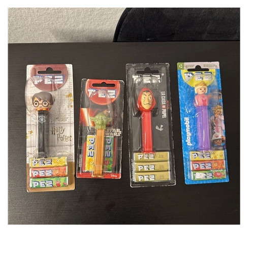 Pez spender figuren sammlung - pez,