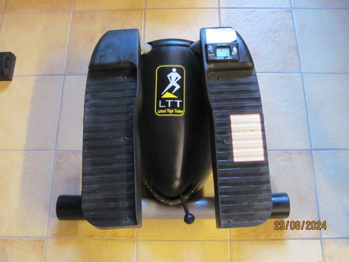 Lateral thigh trainer - thigh,