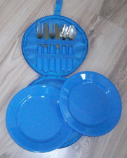 Blaues Camping-Geschirrset