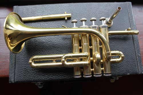Piccolo trompete gold mit etui - piccolo,