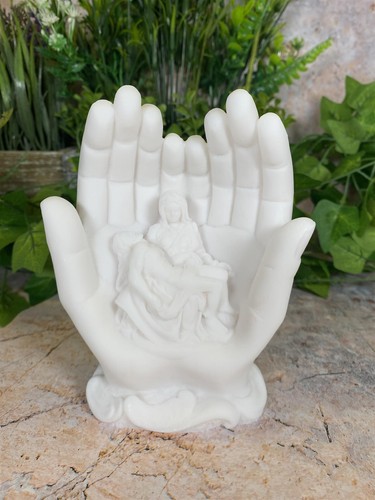 Elegante alabaster pieta - la,