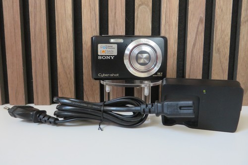 Sony cyber shot dsc w520 - cyber-shot,