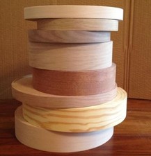 Vorgeklebtes Kantenband echtes