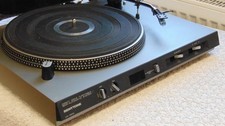 Benytone  Plattenspieler