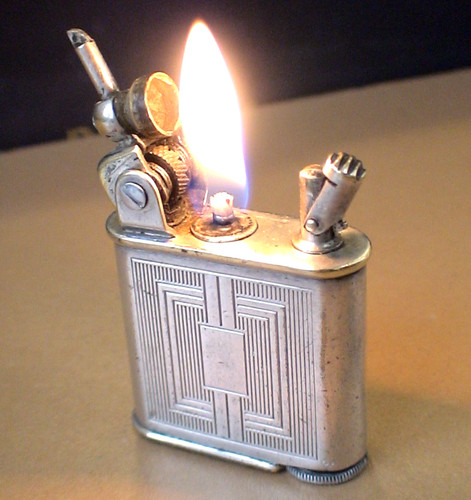 Altes feuerzeug lancel - feuerzeug,