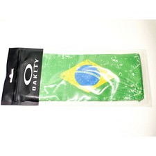 1 Oakley Brillenetui