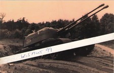 NVA-Foto Oldtimer DDR Panzertruppen Kettenfahrzeug ZSU 57 im Gelände