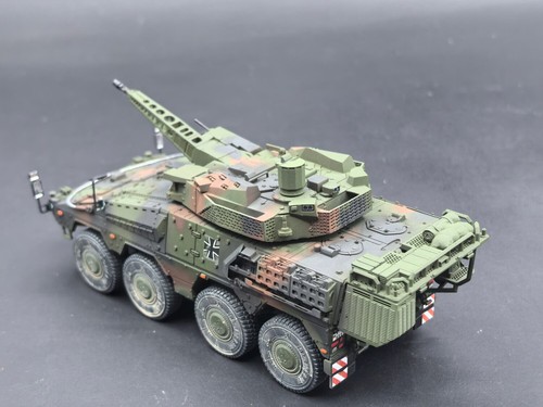 Deutsches gepanzertes - 1:72,