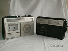 2 Cassetten - Radiorecorder Grundig RR120 u. Hitachi TRK-5501 L  (DEFEKT)