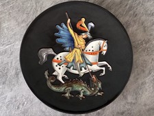 Majolika Wandteller Heiliger