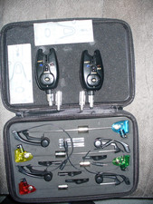 Bissanzeiger von FOX ULTRON X3  und Zubehör für das  Angeln auf Karpfen.