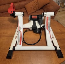 Elite Qubo Power Smart B+ Rollentrainer - Weiß