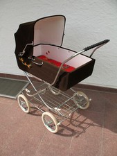 Vintage retro kinderwagen - /,