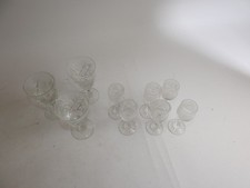 9  alte Gläser aus Omas