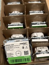 20x Merten MEG2301-0325