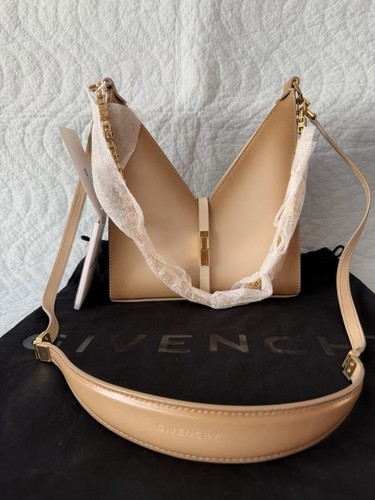 Givenchy cut out cube - out,
