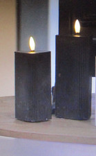 ELAMBIA 2 LED-Kerzen 3-eckige Form Flamme Luma, Timer Höhe 12,5cm & 15cm N487