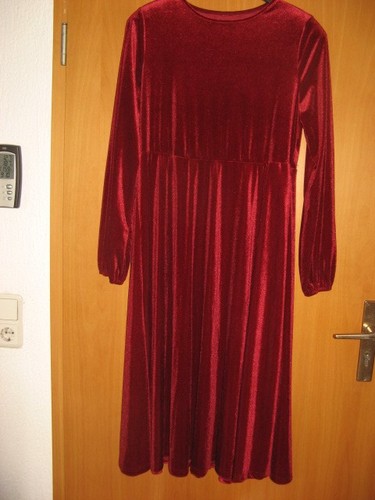 Schönes elegantes kleid in - elegantes,