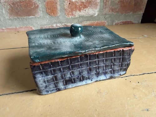 Handgemachte keramik schatulle - handgemachte,