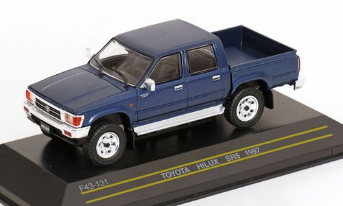 First toyota hilux sr5 - 1:43,