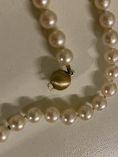 Mikomoto Zuchtperlenkette mit Goldverschluß In 585