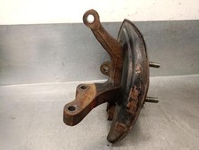 MB870915 achsschenkel vorne