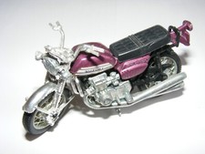 Suzuki Motorrad Modell  water cooled 350 1:18 ? Bburago? Diecast mit Plastik