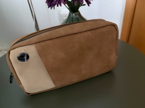 Lufthansa amenity kit first - lufthansa,