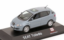 1:43 Fischer Seat Toledo III 2004-2009 bluegrey-metallic
