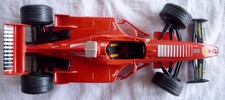 Formel 1 Modell  #  Bburago    FERRARI F300 – 1:24