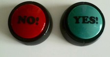 Yes No Buzzer, 2x Sprechender Knopf Spielzeug, Ja nein, Partygag, 10 Variationen