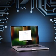 Apple Macbook Pro 16" (2021) // M1 Pro (10C CPU, 16C GPU), 32 GB RAM, 1 TB SSD