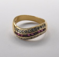 Band Ring Rubin +  0.35 Carat