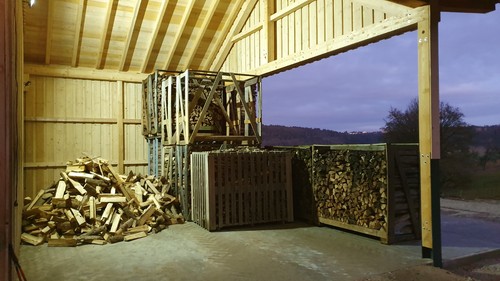 Brennholz ofenfertig trocken - ofenfertig,