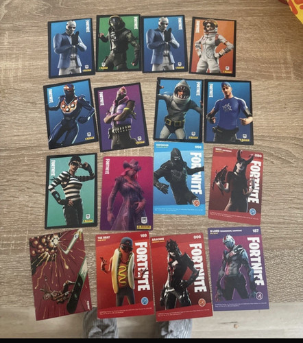 Panini fortnite collector - fortnite, collector's