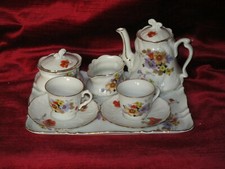 Puppenservice Porzellan antik 