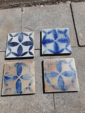 4 alte seltene Steinzeug Keramik Kacheln Fliesen Westerwald blau grau braun