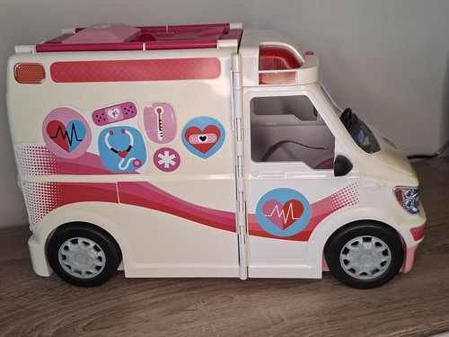 Barbie krankenwagen mit licht - krankenwagen,