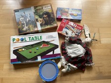 15  x Paket Spielsachen Spiele Billiard Stoff Puppen Gesellschaftsspiel Malefix