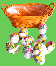 Bastel - Eier (15) Styropor -handgefertigt- im Körbchen - in buntem Karton