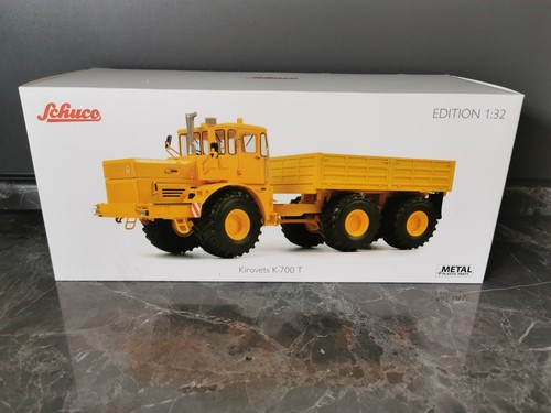 Schuco 450770800 kirovets - 1:32,