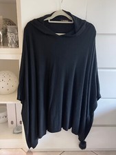 Damen Poncho in schwarz mit Fell Bommel