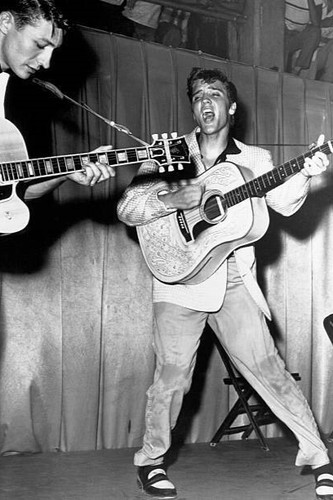Elvis presley spielt mit - presley,