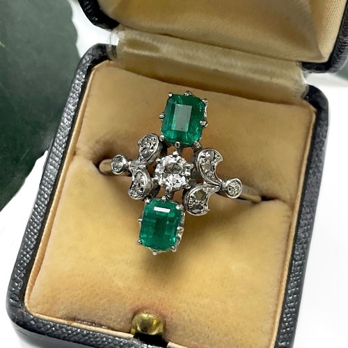 Art deco diamant smaragd - art,