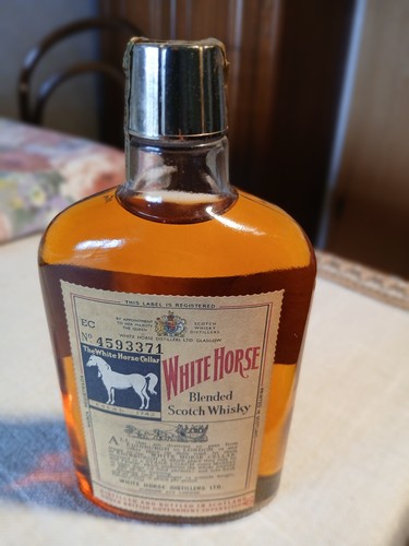 White horse whisky flache - horse, ,flache