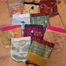 10 Schmuckbeutel ca. 9 x 10 cm aus Sari Stoff Brokat gemischte Farben upcycling
